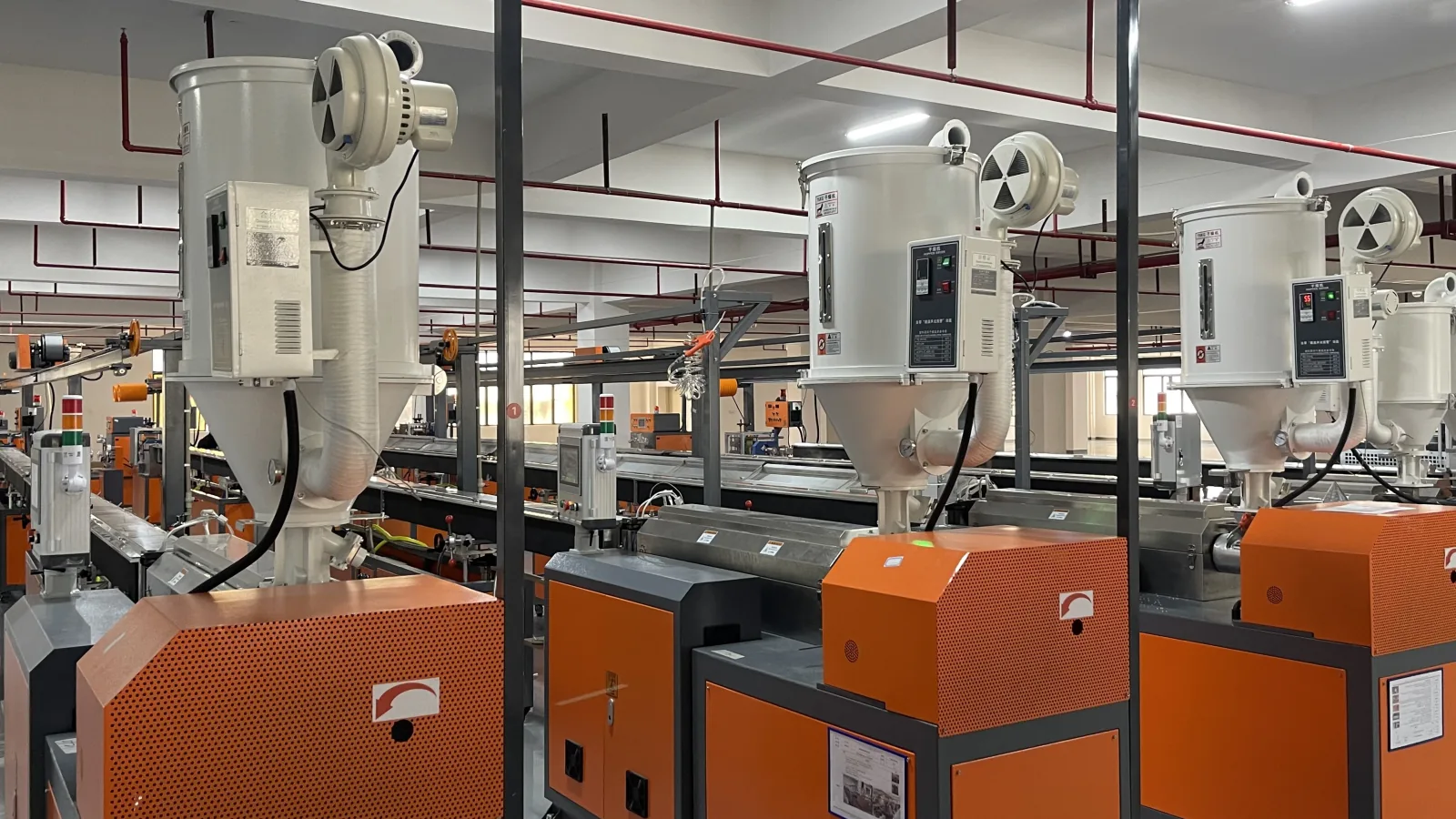 Filament production at manufacturing partner Sungallon